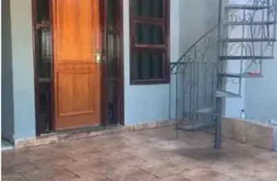 Vende casa de 130m² sobrado 3 dormitórios jd ipiranga zona oeste