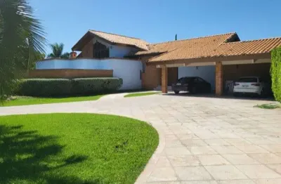 Casa de campo moderna localizada condomínio vivendas do lago