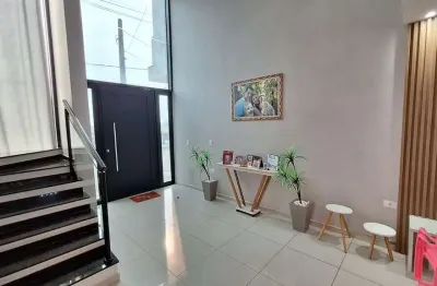 Belíssimo sobrado  localizado no  golden park alpha! aceita 50% em permuta!