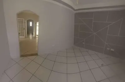 Linda casa térrea no vanel ville iv - 3 dormitórios, suíte e 2 vagas