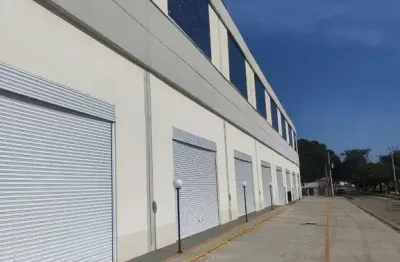 Barracão / Galpão / Depósito com 4 salas para alugar no Jardim Ana Maria, Sorocaba 