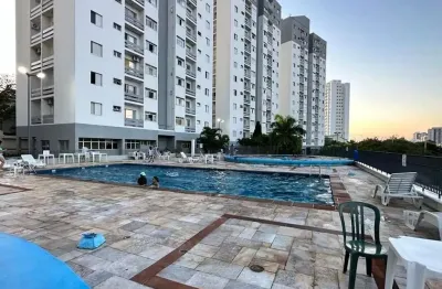Apartamento com sacada e vista livre no Condomínio Residencial Arco Íris