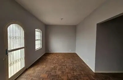 Aceita financiamento! sobrado à venda no bairro colina de santa bárbara em santa bárbara d'oeste - sp