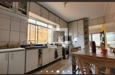 Sobrado com 7 dormitórios à venda, 150 m² por R$ 700.000,00 - Vila Suíça - Santo André/SP
