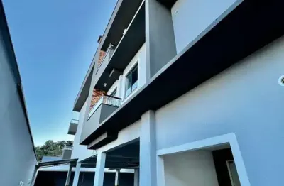 Apartamento à venda na Rua Treze de Maio, Iririú, Joinville
