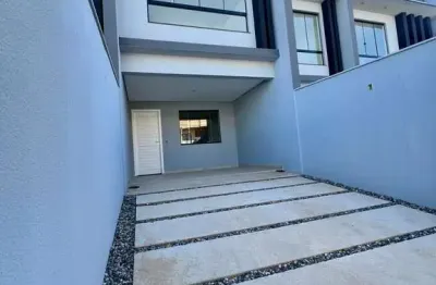 Casa à venda na Rua Marquês de Olinda, 1460, Costa e Silva, Joinville