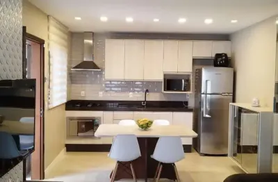 Casa à venda na Rua Santa Apolônia, 335, Itaum, Joinville