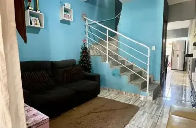 Casa à venda na Rua Boehmerwald, 2366, Parque Guarani, Joinville