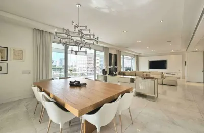 Apartamento com 4 quartos à venda na Avenida Açocê, 562, Moema, São Paulo