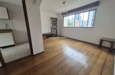 Apartamento com 3 quartos para alugar na Rua Urussuí, Itaim Bibi, São Paulo