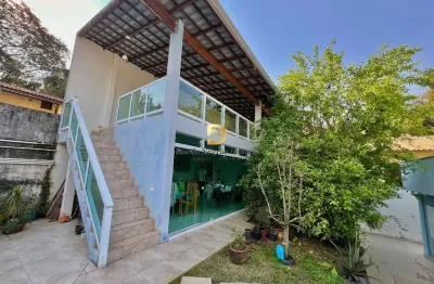 Casa em condomínio fechado com 3 quartos à venda no alpes dos araçás (jordanésia), cajamar  por r$ 1.400.000