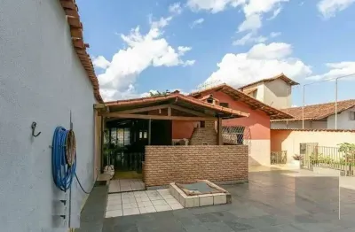 Casa com 4 quartos sendo 01 com suite à venda, 316 m² por r$ 1.620.000 - itapoã - belo horizonte/mg