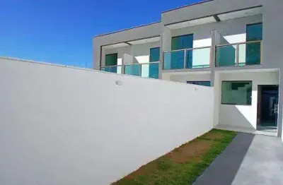 Casa à venda com 2 quartos (1 suíte), 3 banheiros e 2 vagas – bairro candelária – 143,75m² – r$ 480.000,00
