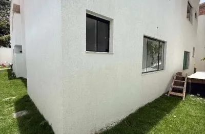 Casa Condominio à Venda no Jardim Leblon – 3 Quartos com Suíte – R$ 490.000,00