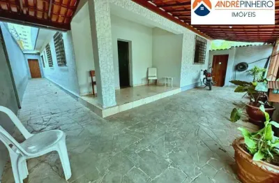 Casa com 300m² 4 quartos 2 banhos e 4 vagas no planalto em bh-mg!