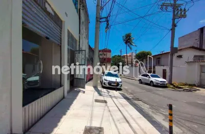 Ponto comercial para alugar na Rua Alberto Pasqualini, Amaralina, Salvador