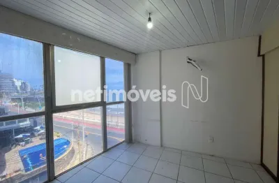 Sala comercial com 2 salas para alugar na Rua Afonso Celso, Barra, Salvador