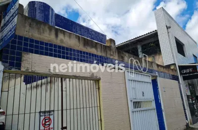 Prédio com 10 salas para alugar na Rua Simões Filho, Centro, Simões Filho