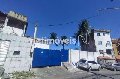 Terreno à venda na Rua Doutor Edgard Barros, Amaralina, Salvador