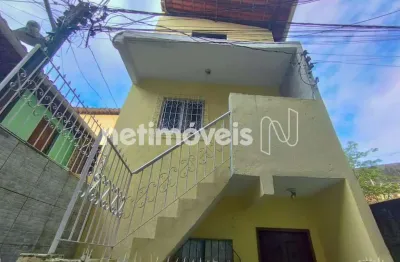 Casa com 3 quartos para alugar na Avenida Reitor Migurel Calmon, 89, Federação, Salvador