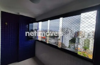 Apartamento com 3 quartos para alugar na Rua Icapuí, Candeal, Salvador