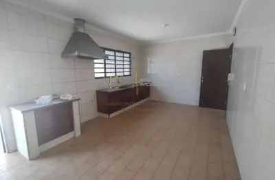 Casa disp. pra venda e locação na Vila Pinheiro Machado em Botucatu-SP