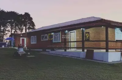 Chácara / sítio com 3 quartos à venda na Zona Rural, Botucatu 