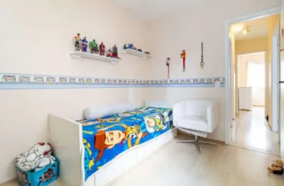 Sobrado em condomínio à 800 metros do metrô praça da árvore linha azul localizado na rua traituba, próximo a avenida doutor ricardo jafet e av bosque da saúde