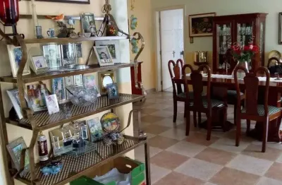 Sobrado a venda com 4 quartos, 5 banheiros, 392m² e 6 vagas localizado em mirandópolis