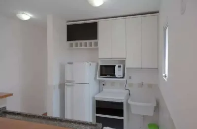 Apartamento de 30m² para locação, república, são paulo, sp mobiliado com quarto, sala, cozinha, banheiro, varanda, armários no quarto, banheiro e cozinha