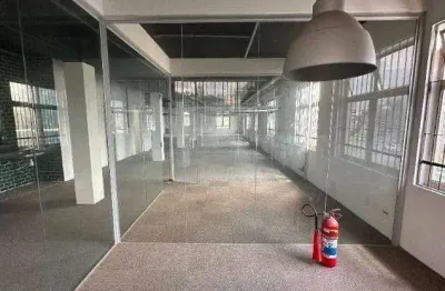 Prédio comercial de 1000m² para locação e venda, 3 andares, fachada totalmente espelhada, 15 salas, localizado na vila leopoldina, são paulo, sp.