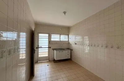 Sala comercial com 6 salas para alugar no Cambuci, São Paulo 