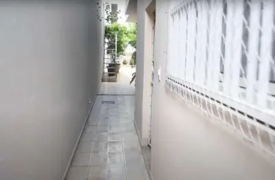 Casa de 448m² à venda, campo belo, são paulo, sp. com 7 suítes, lavabo, 2 salas, 2 vagas para auto, varanda com jardim, ar-condicionado.