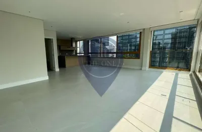 Apartamento de luxo para locação no itaim bibi - são paulo-sp: 3 quartos, 3 suítes, 2 salas, 4 banheiros, 2 vagas de garagem!