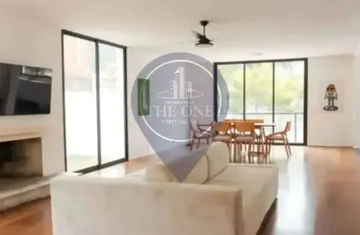 Casa de luxo para venda ou locação em cidade] - bairro]  5 quartos, 2 suítes, 5 banheiros, 2 vagas de garagem  450m² de área.