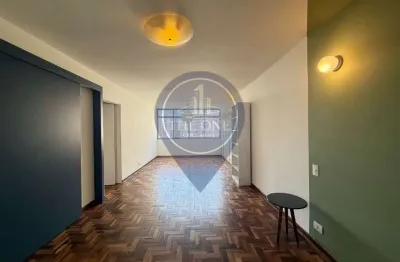 Apartamento à venda em localização privilegiada, com 2 quartos e 2 salas - imperdível!