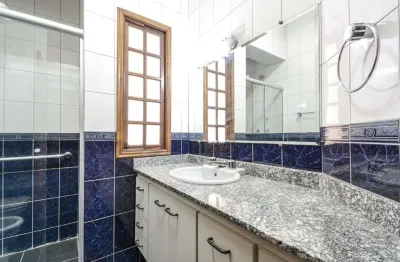 Sobrado de 280m² à venda, jardim da glória, são paulo, sp. com 3 dormitórios, sendo 1 suíte com closet, 2 vagas de garagem.