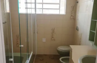 Sobrado residencial para venda e locação, com 3 dormitorios, 1 suite e 3 vagas de garagem, localizado na chácara inglesa