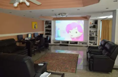 Excelente sobrado residencial com 7 dormitorios, 7 suites, 6 vagas de garagem, localizado  socorro sp