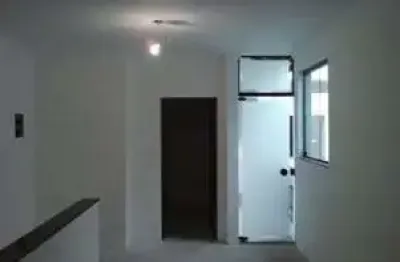 Casa para venda com 5 dormitórios, 1 suíte, 2 vagas e 400m², localizado na vila monumento