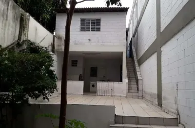 Sobrado à venda com 5 dormitórios 4 banheiros, 2 vagas de garagem, 297 m2, localizado na bairro ipiranga