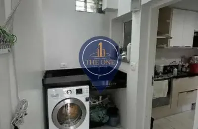 Casa em rua de vila fechada com portão eletrônico com 03 dts sendo 02 suites .