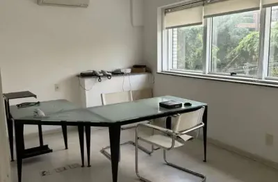 3 salas comerciais interligadas com 93m² a venda, vila andrade, são paulo, 3 vagas de garagem, ar condicionado, recepção, 4 banheiros.