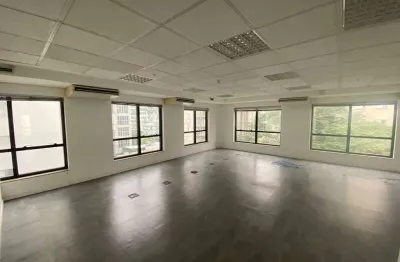 Laje comercial com 227m², 7 vagas, para locação, localizado na vila olímpia, são paulo, sp