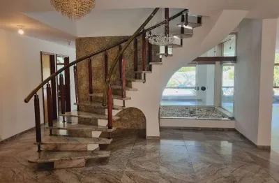 Casa à venda, 4 dormitorios, 2 suites, 4 vagas e 945m2 localizado em interlagos, são paulo, sp