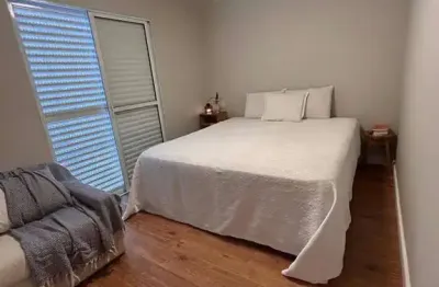 Casa à venda, em condominio, com 3 dormitórios, 1 suíte, 2 vagas, localizado no jardim pinheiros