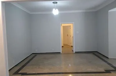 Casa com 4 quartos para alugar no Tatuapé, São Paulo 