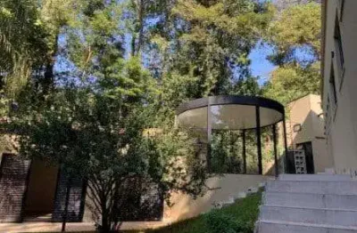 Casa alto padrão mobiliado de 405m² para locação, tanque, atibaia, sp. com 6 suítes, varias salas, lareira, 6 vagas para auto.