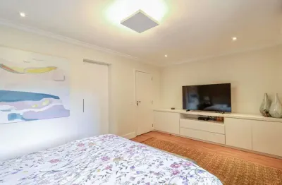 Apartamento de 170m² para locação, mobiliado, localizado no jd. guedala morumbi, são paulo, sp. mobiliado com 3 dormitórios sendo 3 suítes  3 vagas para auto.