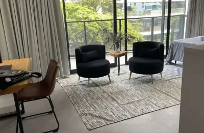 Apartamento studio com 43m² à venda, em vila olímpia, são paulo, sp com 1 suíte, 1 banheiro e 1 vaga de garagem, mobiliado